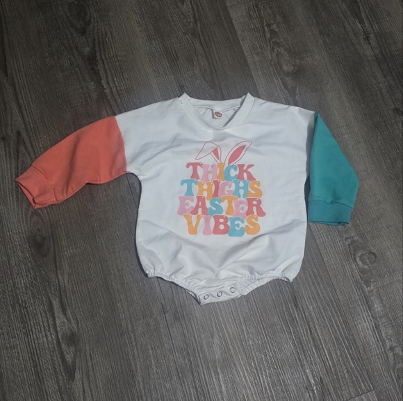 Easter onsie "thick thighs Easter vibes" white with orange and green sleeves - Picture 2 of 3